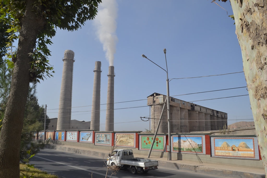 Экологи считают автотранспорт главным загрязнителем воздуха Душанбе