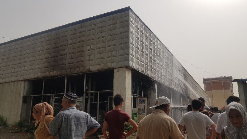 В районе Караболо сгорел продуктовый магазин