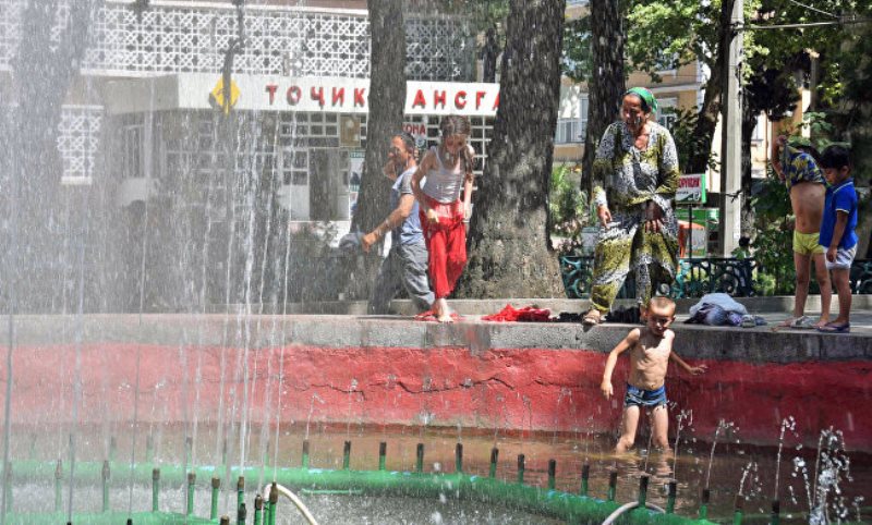 КЧС Таджикистана: период аномальной жары завершился, а зима будет снежной