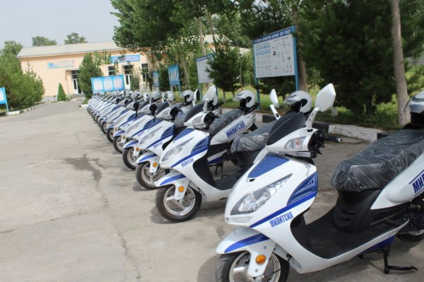 Патруль на скутерах: Душанбе будет патрулировать милиция на скутерах