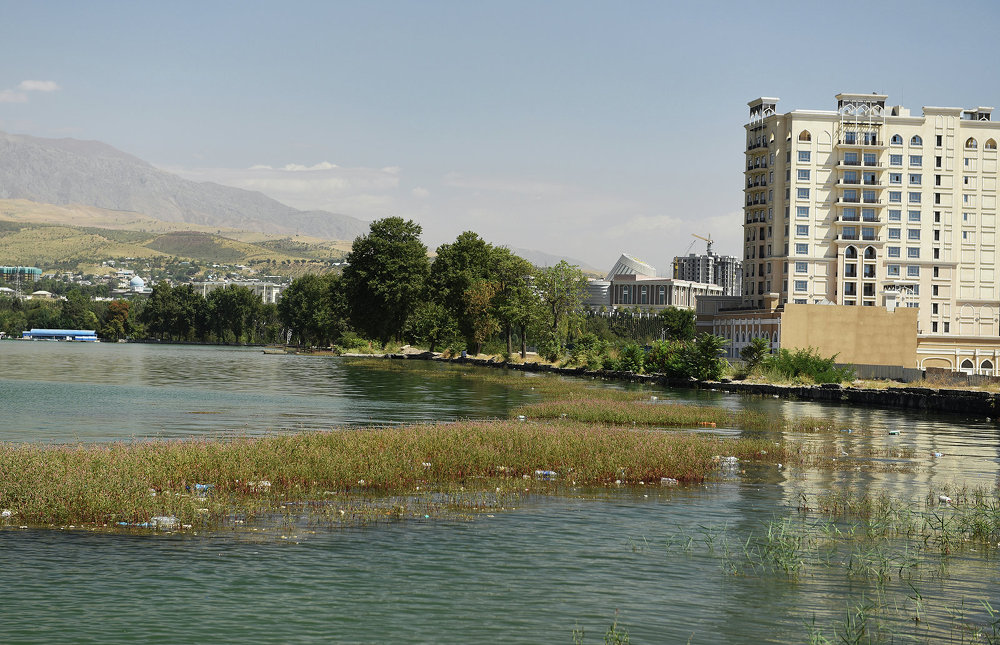 На Молодежном озере Душанбе появится новый парк. Без аттракционов