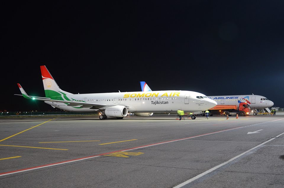 Паритет восстановлен: таджикская авиакомпания начала летать в Жуковский