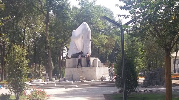 Как Душанбе встречает президентов СНГ