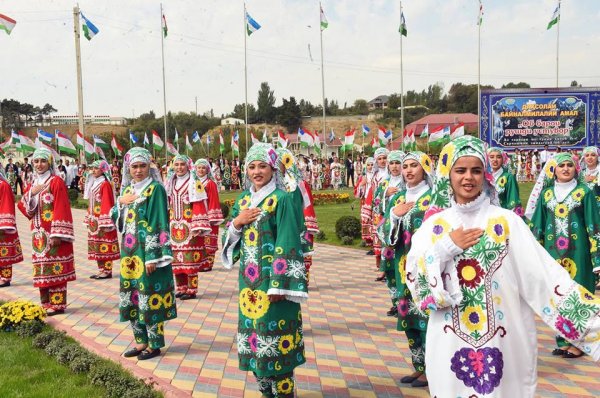 Таджикско-узбекский ТАЛКО-КРАНТАС приступил к работе