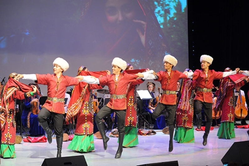 Свыше 350 деятелей культуры Туркменистана приедут в Таджикистан