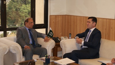 Посол Таджикистана в Пакистане провел ряд двухсторонних встреч