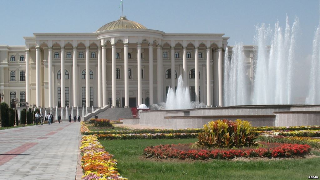 В Таджикистане подготовлен законопроект о конфликте интересов госслужащих