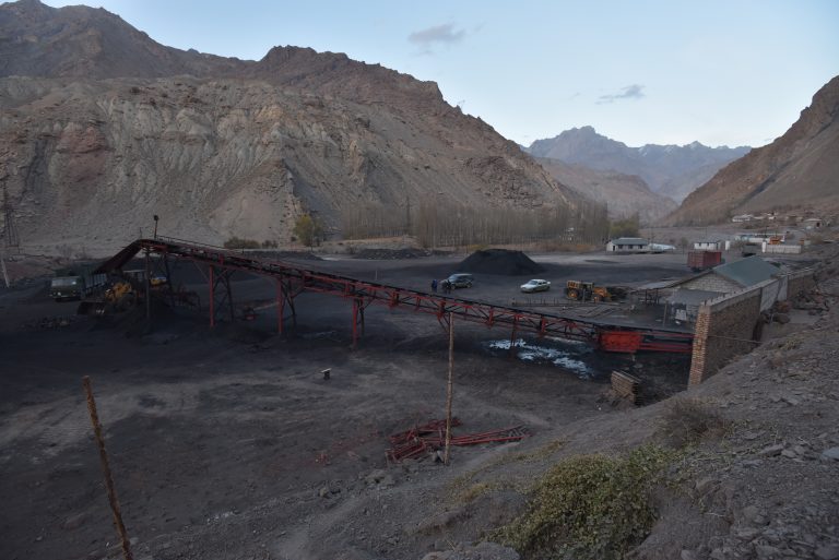 Добыча угля в ООО «Таджикский металлургический комбинат»