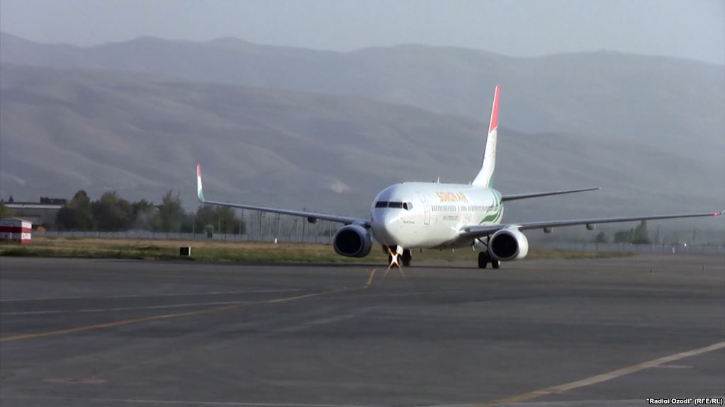 Из-за конфликта Индии и Пакистана сократились перелеты по воздушному пространству Таджикистана