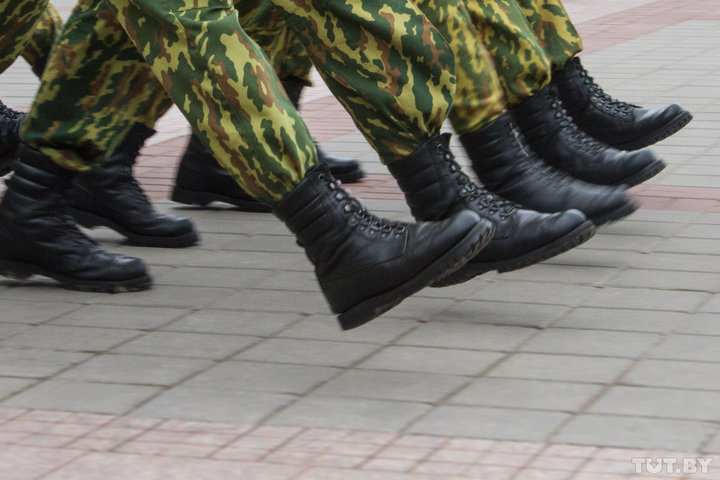 Солдаты погранвойск Таджикистана осуждены за систематическое избиение молодых сослуживцев