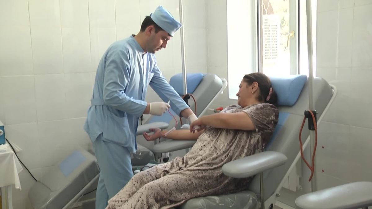 В Таджикистане поднимают цены на препараты крови для переливания