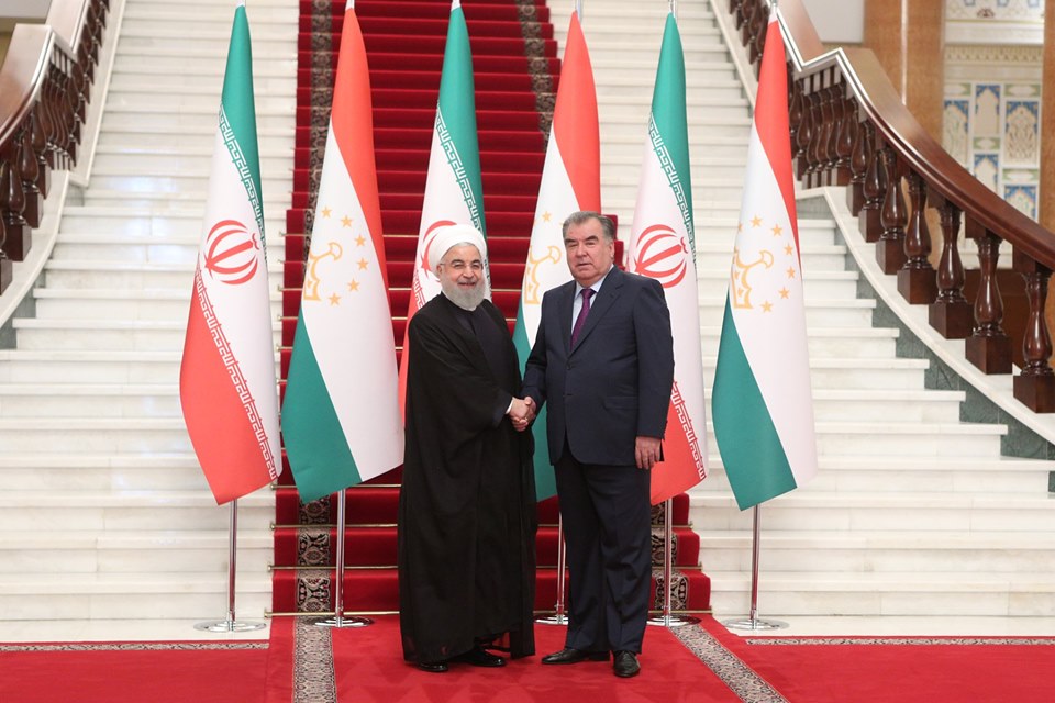 Президент Ирана: Тегеран готов развивать отношения с Душанбе во всех сферах