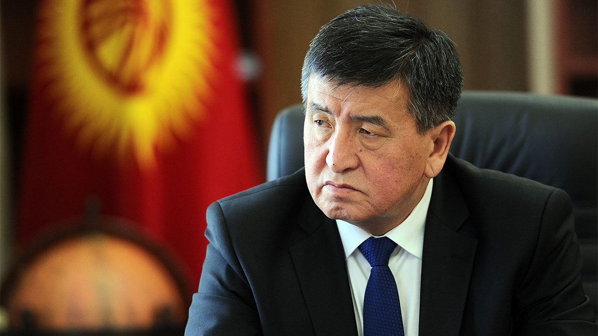 Сооронбай Жээнбеков не планирует отменять рабочий визит в Таджикистан