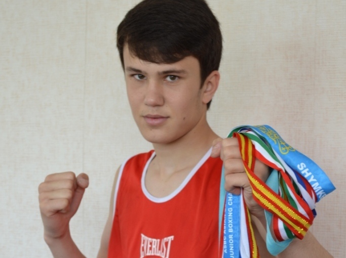 Очередная медаль боксера Баходура Усмонова