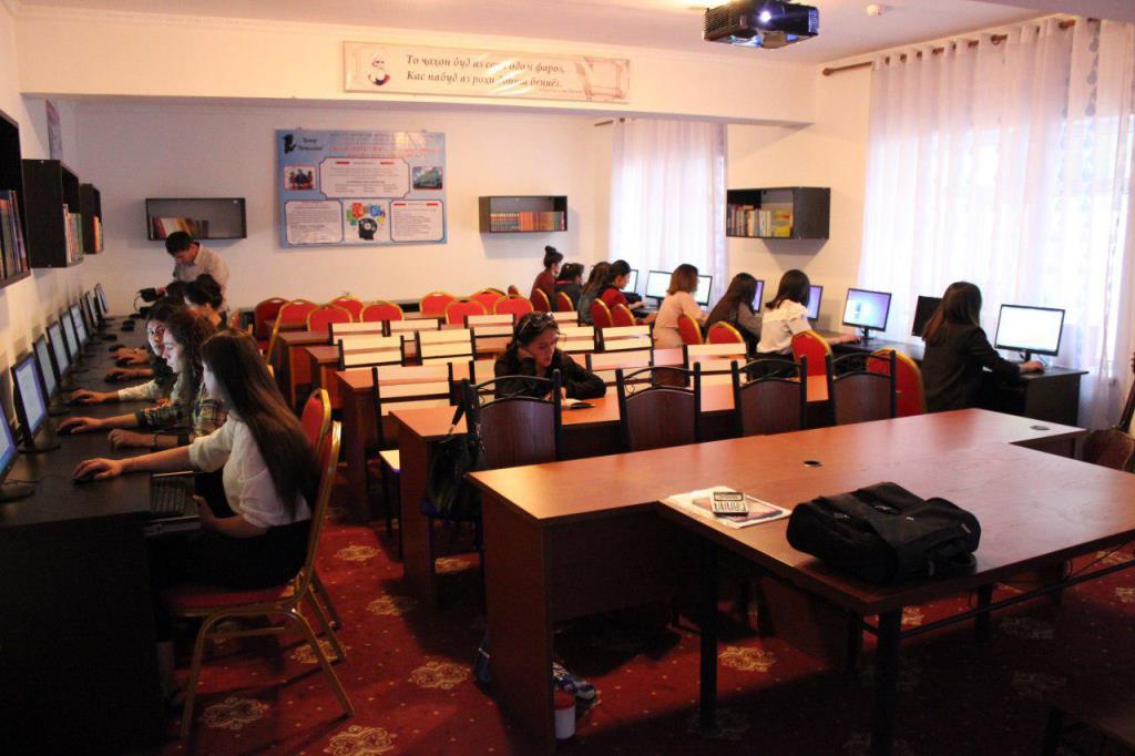 В Хороге открылся Центр «Интеллект» для девушек - учащихся ХоГУ
