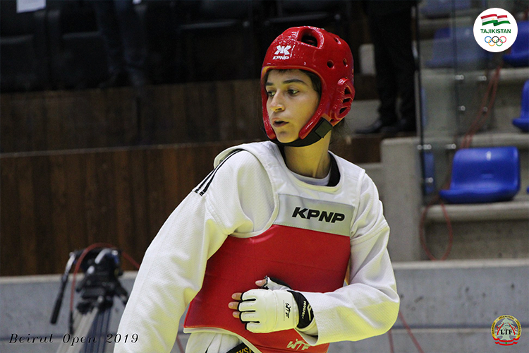 Таэквондистка Муниса Ойматова выиграла шестую медаль на международных турнирах