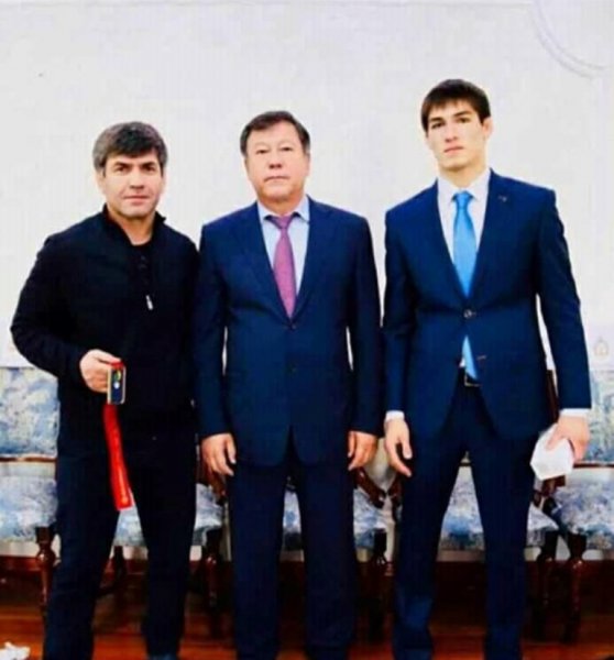 Чемпион мира Сомон Махмадбеков принят на работу в МВД Таджикистана