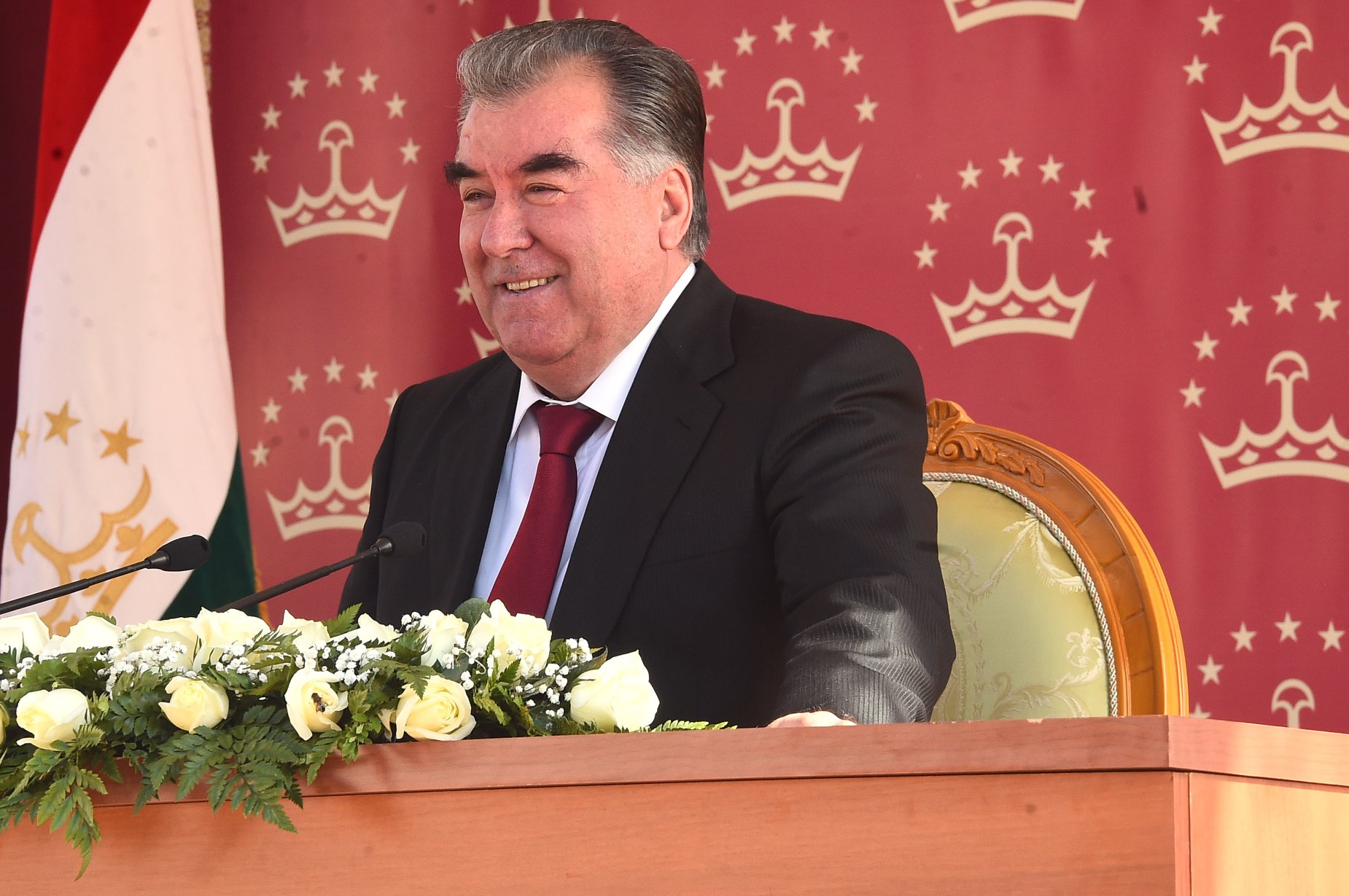 Эмомали Рахмон: «Конституция является великим достижением таджикского народа»