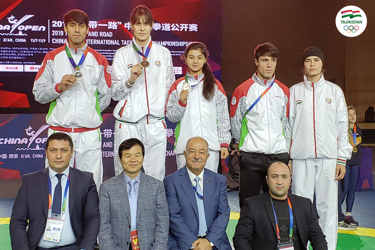 Таджикские таэквондисты завоевали медали на соревнованиях в Китае и Южной Корее