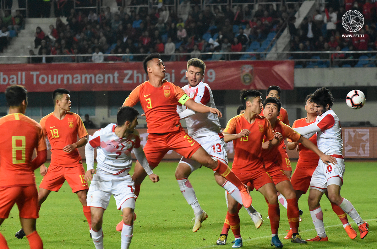 Олимпийская сборная Таджикистана (U-22) уступила Китаю в стартовом матче на турнире в Чжухае