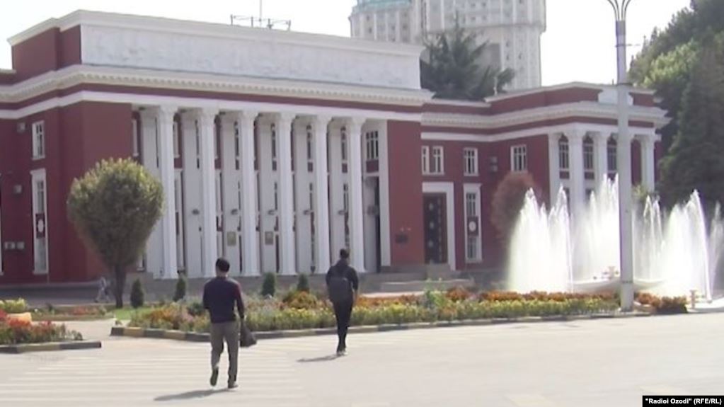 Душанбе амнистировал 20 тыс лиц без гражданства - бывших граждан СССР