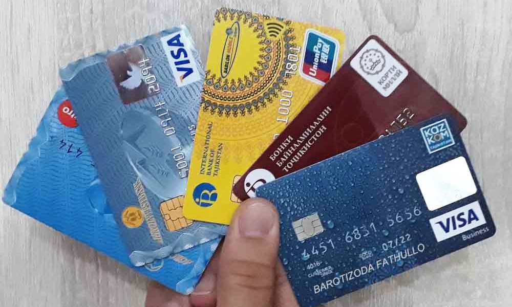 Денежные переводы в Таджикистан: Сколько стоят банковские карты, где и как их приобрести?