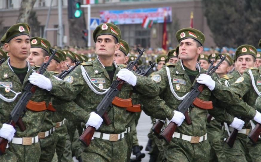 Все солдаты Вооруженных сил Таджикистана получат новогодние подарки от президента