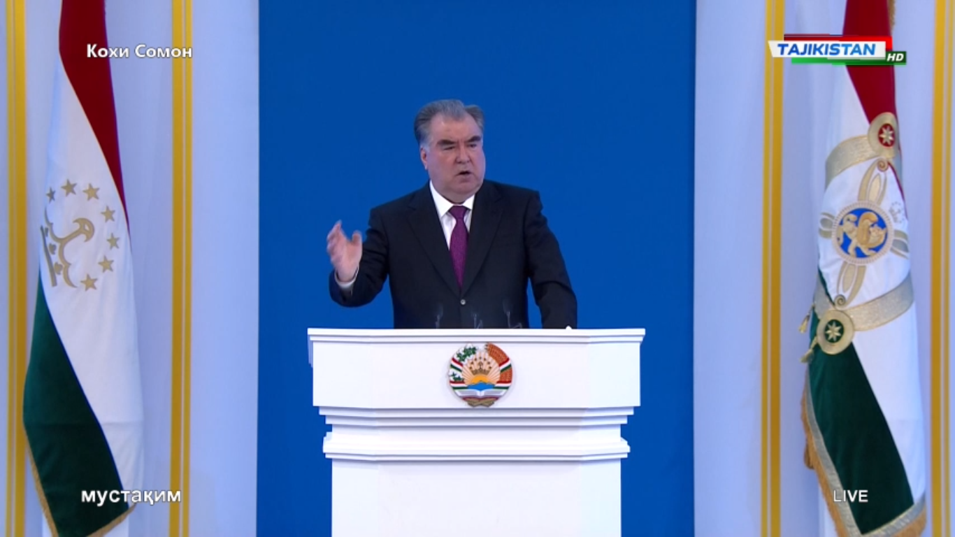 Президент призвал очистить ряды таджикских правоохранителей и силовиков от коррупционеров