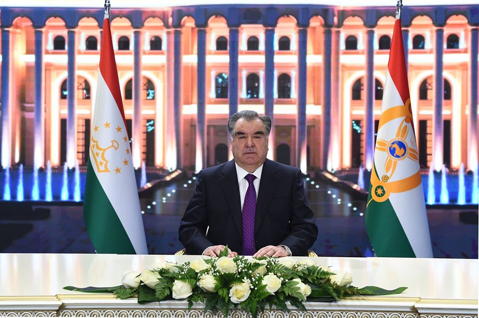 Президент Таджикистана подписал закон «О противодействии экстремизму»