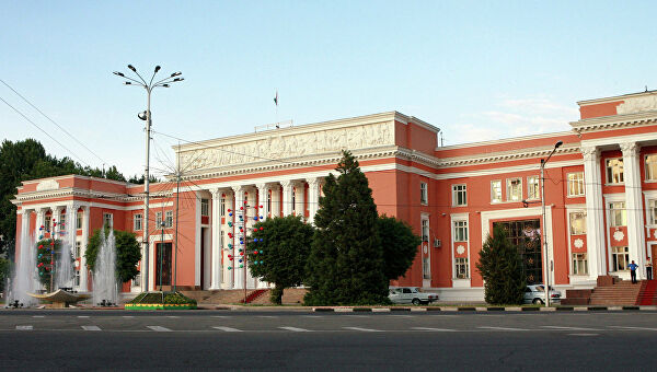 В Таджикистане за 63 депутатских мандата поборется 241 кандидат