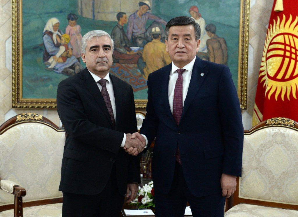 Президент Кыргызстана принял посла Таджикистана