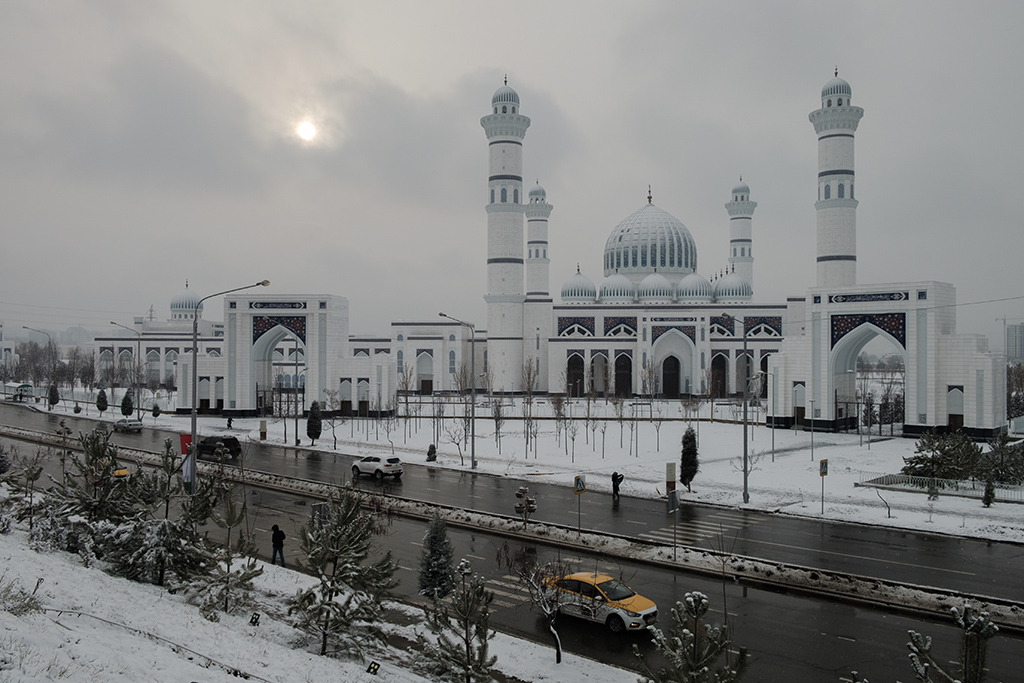 Большая соборная мечеть в Душанбе откроется 12 марта