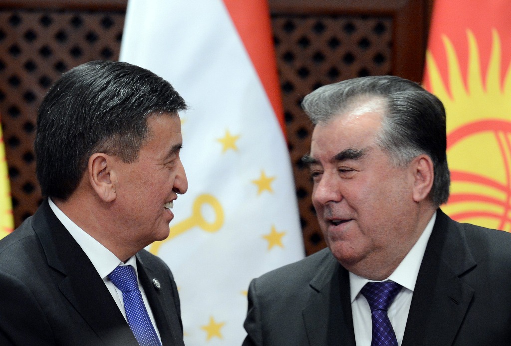 Президенты Таджикистана и Кыргызстана поговорили о коронавирусе