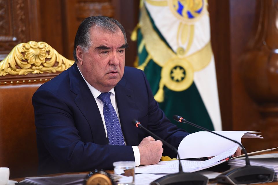 На заседании правительства Таджикистана обсудили вопросы предотвращения инфекционных заболеваний