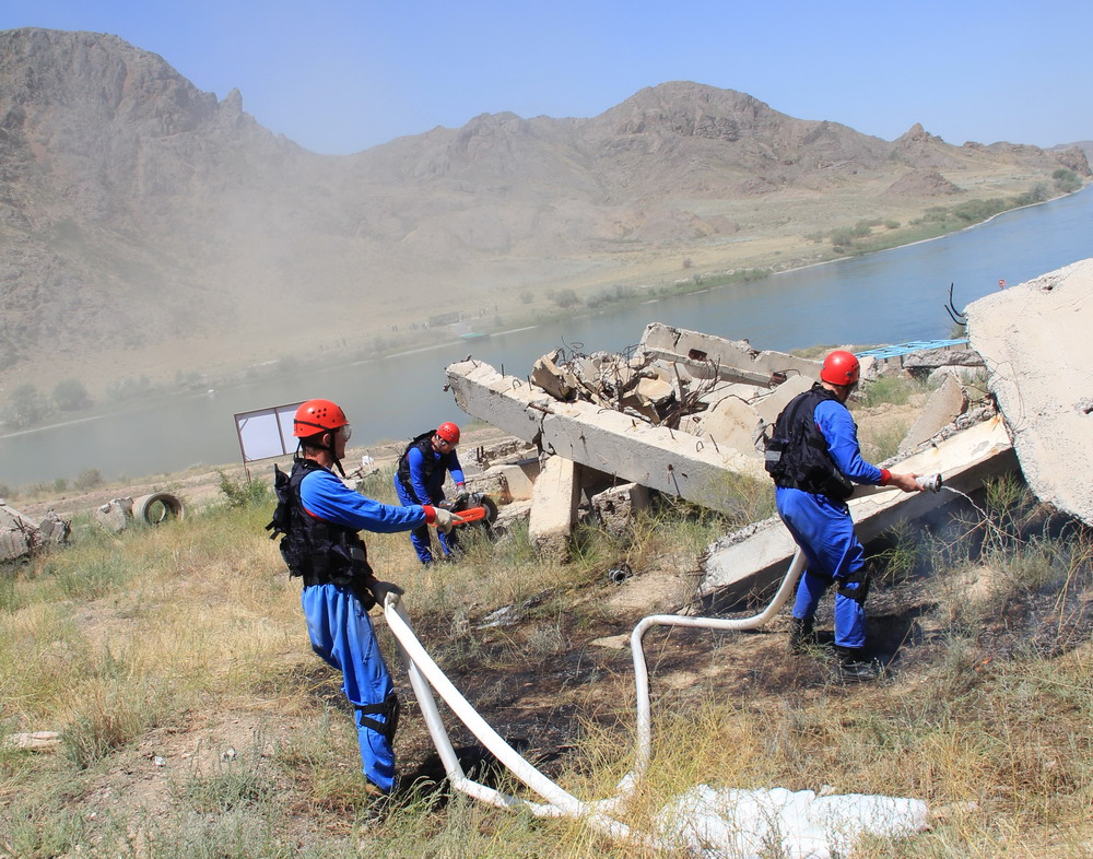 В Таджикистане построят один из крупных в регионе центров подготовки спасателей