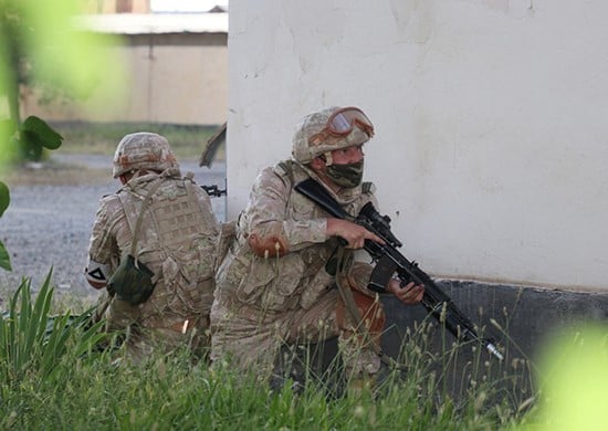 Российские военнослужащие в Таджикистане защитили военные объекты от условных боевиков