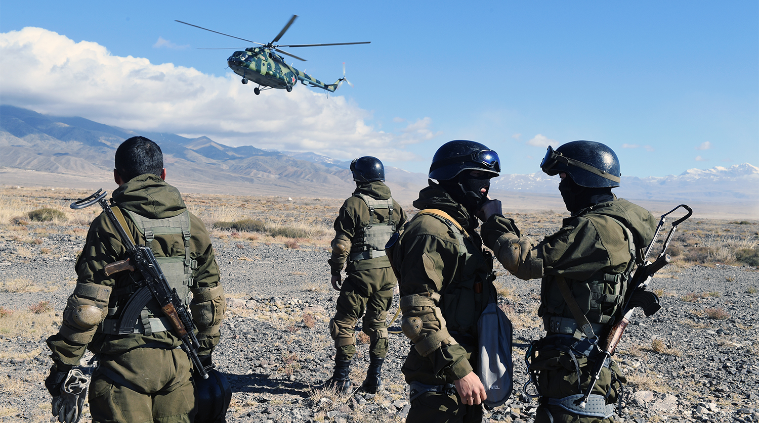 Несколько человек пострадали при перестрелке силовиков Киргизии и Таджикистана