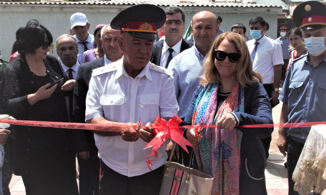 В Таджикистане открылись пять новых центров взаимодействия милиции и общественности