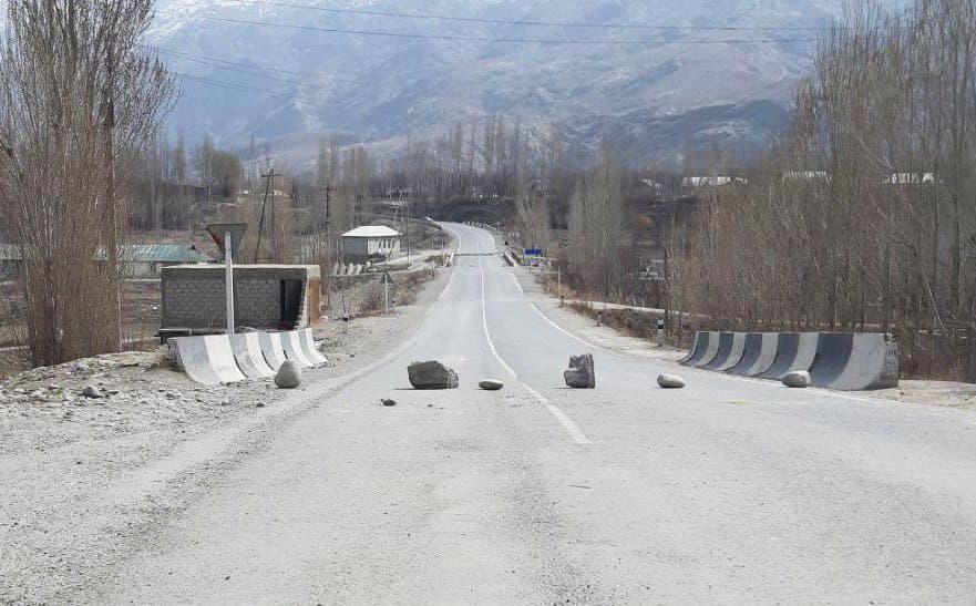 Житель села Сомониён: «Кыргызские граждане избили таджикского подростка и забрали его скот»