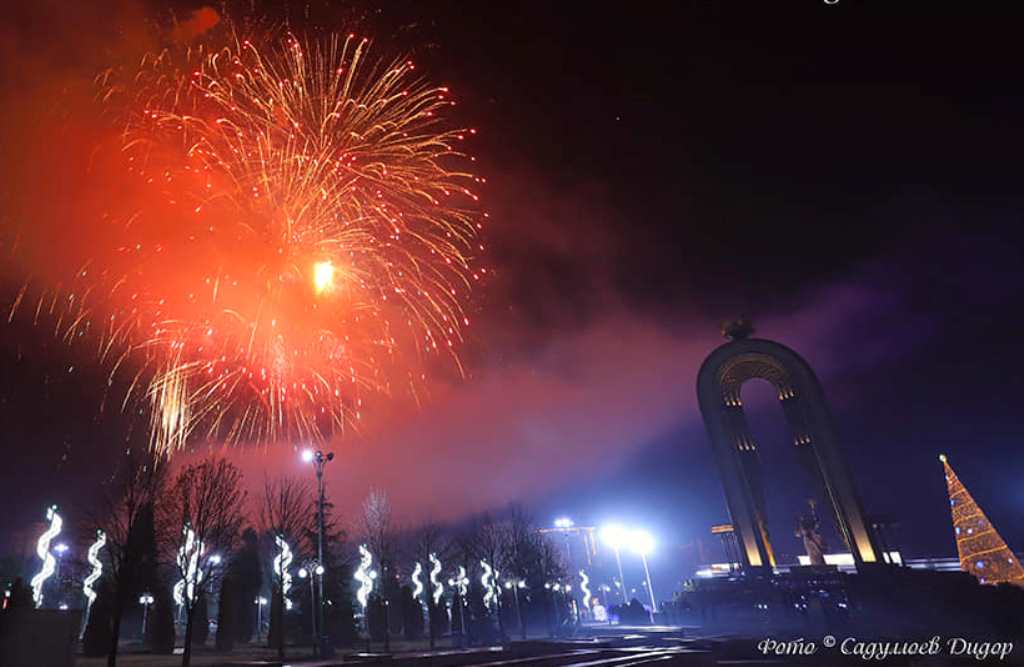 На Новый год таджикистанцы будут отдыхать три дня подряд