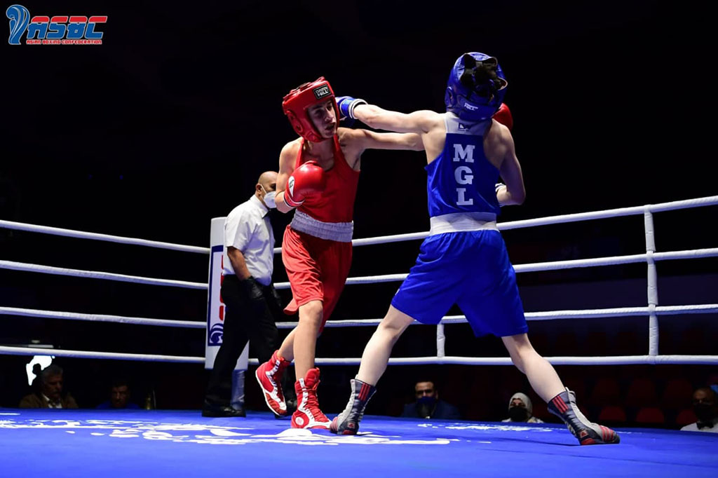 Три боксера из Таджикистана начали чемпионат Азии с побед