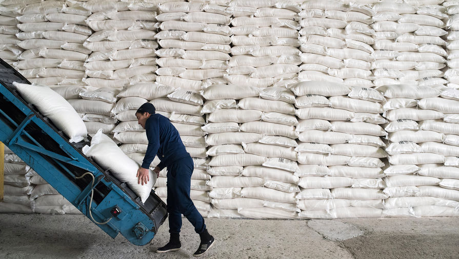 Таджикистан сократил импорт продовольствия, кроме сахара