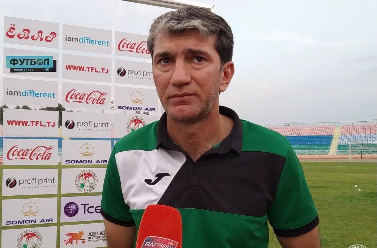 В футбольных клубах Таджикистана меняют тренеров