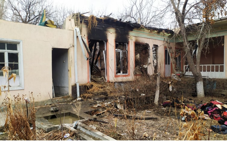 Погранвойска КГНБ Таджикистана: Военнослужащие Кыргызстана подожгли жилые дома в Исфаре