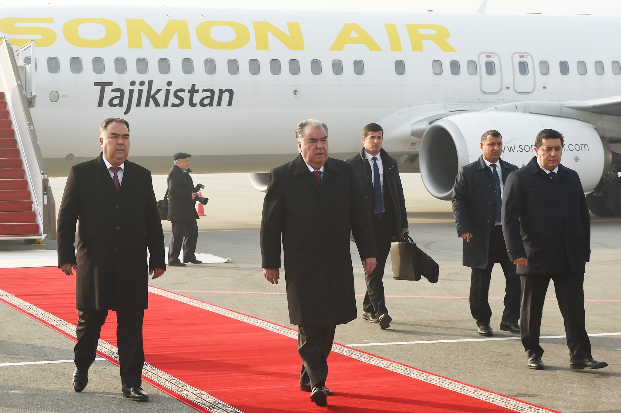 Эмомали Рахмон едет в Пакистан с официальным визитом