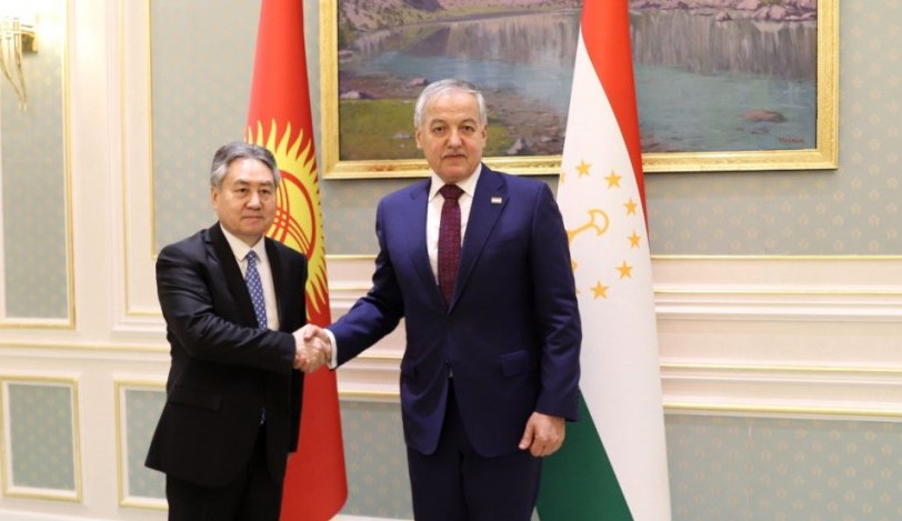 Главы МИД Таджикистана и Кыргызстана обсудили запланированные мероприятия на высшем уровне