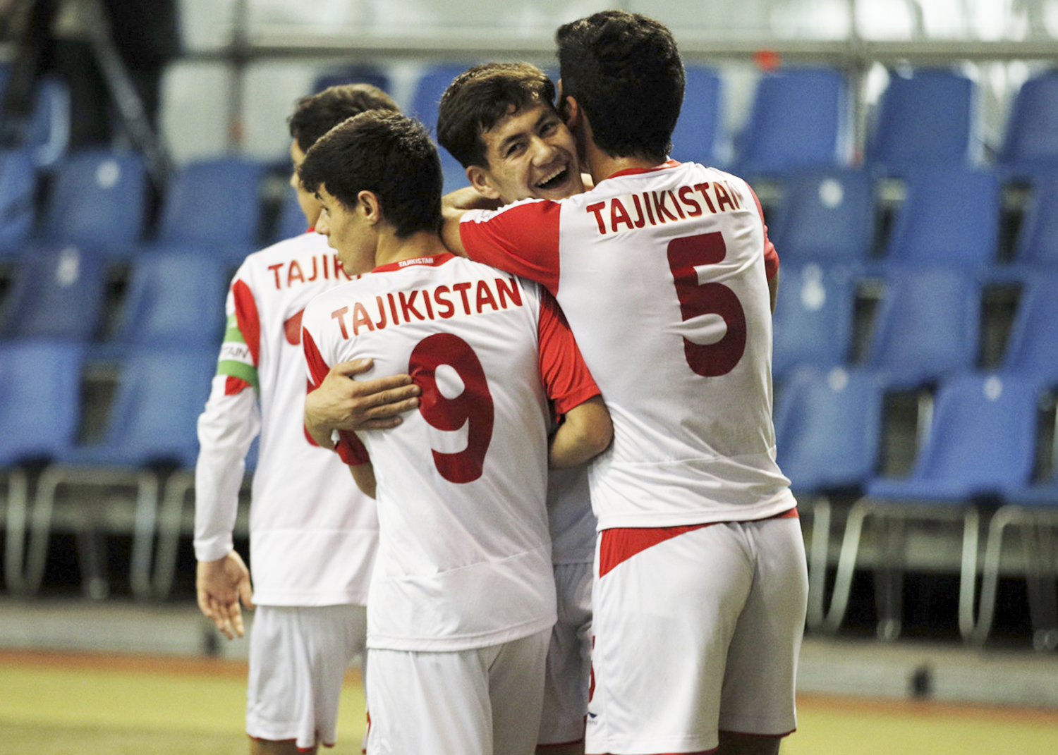Таджикистан занял третье место на юношеском футбольном турнире УЕФА