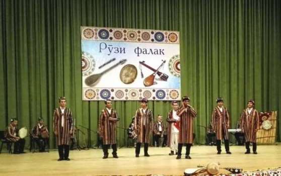 Сегодня День Фалака. Таджикская национальная культура прославлена во всем мире