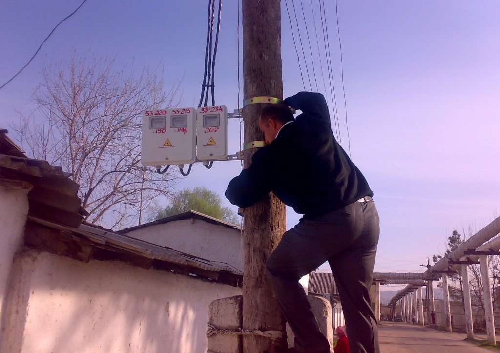 В Душанбе начались рейды по выявлению незаконного потребления электричества