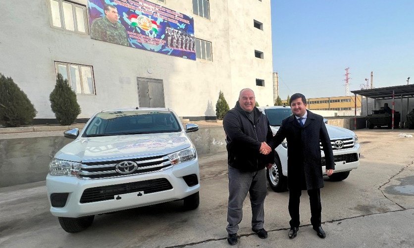 МВД Таджикистана получило автомобили с детекторами по обнаружению радиоактивных материалов